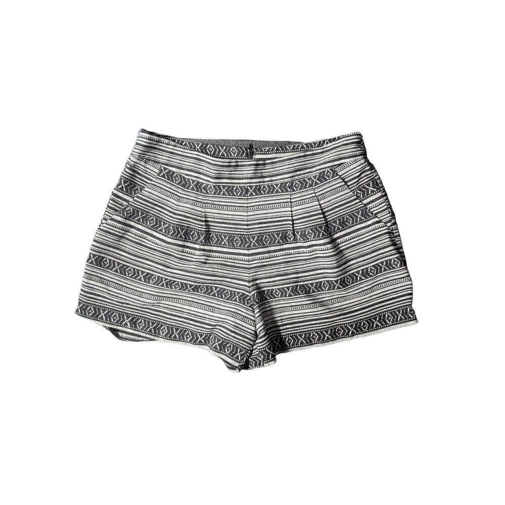 A. Byer Woven Aztec Print Shorts Women's Size 7